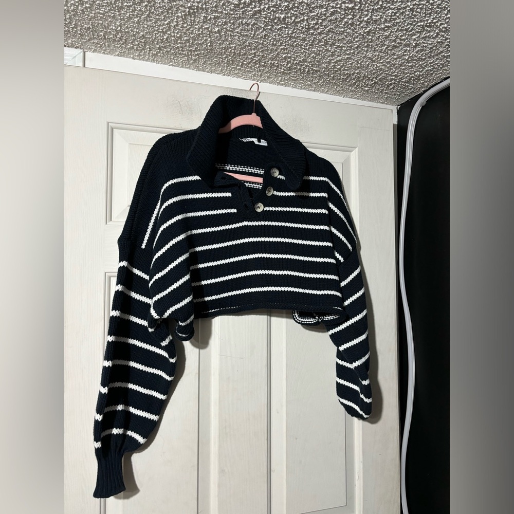 Zara Black and White Striped Cropped Sweater